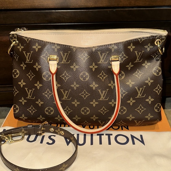Louis Vuitton Pallas Tote Monogram Canvas Tote Tan - Picture 5 of 16